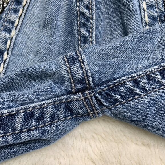 Miss Me fro Buckle Women’s Bling Wings Bootcut Denim Jeans Size 30 x 27” - Picture 3 of 15